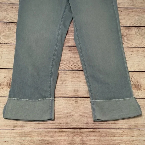 J. Jill Light Wash Authentic Fit Cuffed Cropped Jeans - Picture 3 of 11